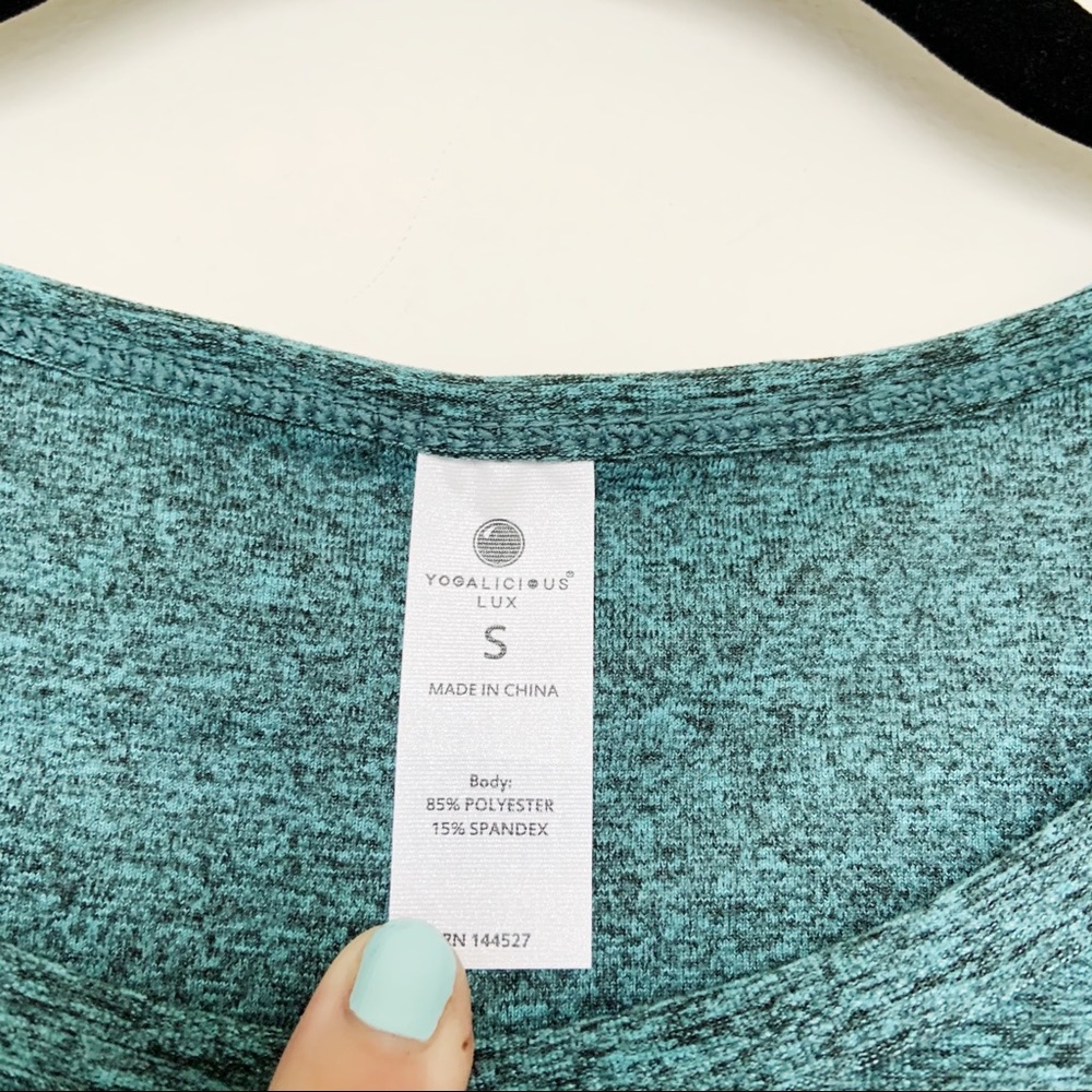 NWT Yogalicious Lux Soft Cropped Workout Tank Top - Picture 5 of 7